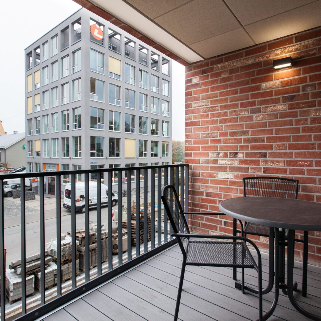 mar-104-balkon