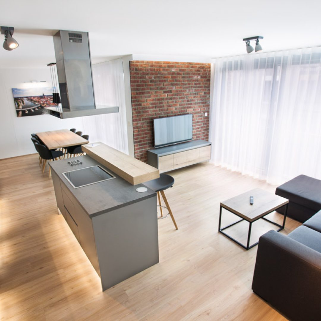 Küche & Wohnzimmer