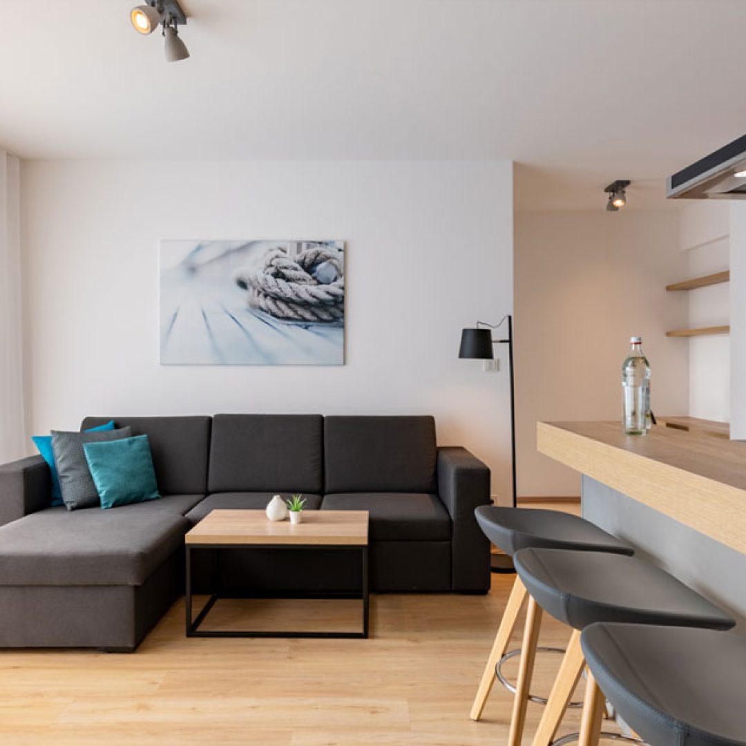 Wohnzimmer mit Sofa